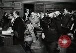 Standbild Kriegsverbrechen Deutschland, 1946, aus Sekunde 16 historischem Filmmaterial Videoclip 65675024047