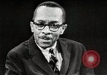 Standbild James Baldwin spricht über Bürgerrechtsbewegung United States USA, 1963, aus Sekunde 10 historischem Filmmaterial Videoclip 65675024057