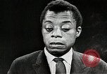 Standbild James Baldwin spricht über Bürgerrechtsbewegung United States USA, 1963, aus Sekunde 28 historischem Filmmaterial Videoclip 65675024057