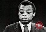 Standbild James Baldwin spricht über Bürgerrechtsbewegung United States USA, 1963, aus Sekunde 33 historischem Filmmaterial Videoclip 65675024057