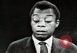 Standbild James Baldwin spricht über Bürgerrechtsbewegung United States USA, 1963, aus Sekunde 38 historischem Filmmaterial Videoclip 65675024057