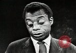 Standbild James Baldwin spricht über Bürgerrechtsbewegung United States USA, 1963, aus Sekunde 41 historischem Filmmaterial Videoclip 65675024057