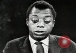 Standbild James Baldwin spricht über Bürgerrechtsbewegung United States USA, 1963, aus Sekunde 52 historischem Filmmaterial Videoclip 65675024057