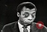 Standbild James Baldwin spricht über Bürgerrechtsbewegung United States USA, 1963, aus Sekunde 62 historischem Filmmaterial Videoclip 65675024057