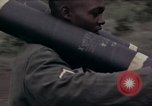 Standbild Betrieb Hawthorne Vietnam, 1966, aus Sekunde 28 historischem Filmmaterial Videoclip 65675024062