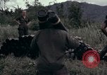 Standbild Betrieb Hawthorne Vietnam, 1966, aus Sekunde 31 historischem Filmmaterial Videoclip 65675024062