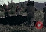 Standbild Betrieb Hawthorne Vietnam, 1966, aus Sekunde 33 historischem Filmmaterial Videoclip 65675024062