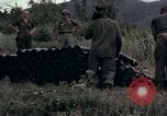 Standbild Betrieb Hawthorne Vietnam, 1966, aus Sekunde 35 historischem Filmmaterial Videoclip 65675024062