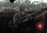 Standbild Betrieb Hawthorne Vietnam, 1966, aus Sekunde 25 historischem Filmmaterial Videoclip 65675024066