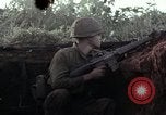 Standbild Betrieb Hawthorne Vietnam, 1966, aus Sekunde 28 historischem Filmmaterial Videoclip 65675024066