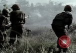 Standbild Betrieb Hawthorne Vietnam, 1966, aus Sekunde 38 historischem Filmmaterial Videoclip 65675024068