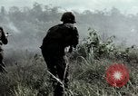 Standbild Betrieb Hawthorne Vietnam, 1966, aus Sekunde 39 historischem Filmmaterial Videoclip 65675024068