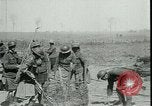 Standbild Schlacht von Arras Frankreich, 1917, aus Sekunde 28 historischem Filmmaterial Videoclip 65675024074