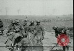 Standbild Schlacht von Arras Frankreich, 1917, aus Sekunde 29 historischem Filmmaterial Videoclip 65675024074