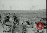 Standbild Schlacht von Arras Frankreich, 1917, aus Sekunde 37 historischem Filmmaterial Videoclip 65675024074