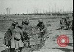 Standbild Schlacht von Arras Frankreich, 1917, aus Sekunde 51 historischem Filmmaterial Videoclip 65675024074