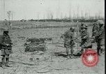 Standbild Schlacht von Arras Frankreich, 1917, aus Sekunde 59 historischem Filmmaterial Videoclip 65675024074