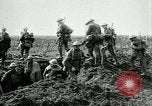 Standbild Schlacht von Arras Frankreich, 1917, aus Sekunde 25 historischem Filmmaterial Videoclip 65675024083