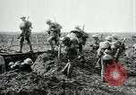 Standbild Schlacht von Arras Frankreich, 1917, aus Sekunde 29 historischem Filmmaterial Videoclip 65675024083