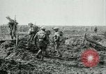 Standbild Schlacht von Arras Frankreich, 1917, aus Sekunde 34 historischem Filmmaterial Videoclip 65675024083