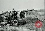 Standbild Schlacht von Arras Frankreich, 1917, aus Sekunde 35 historischem Filmmaterial Videoclip 65675024084