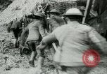 Standbild Schlacht von Arras Frankreich, 1917, aus Sekunde 34 historischem Filmmaterial Videoclip 65675024085
