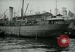 Standbild Armee Transport Service Piers in Hoboken New Jersey Hoboken New Jersey USA, 1918, aus Sekunde 18 historischem Filmmaterial Videoclip 65675024105
