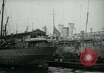 Standbild Armee Transport Service Piers in Hoboken New Jersey Hoboken New Jersey USA, 1918, aus Sekunde 22 historischem Filmmaterial Videoclip 65675024105