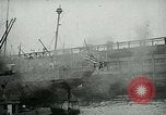 Standbild Armee Transport Service Piers in Hoboken New Jersey Hoboken New Jersey USA, 1918, aus Sekunde 38 historischem Filmmaterial Videoclip 65675024105