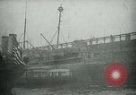 Standbild Armee Transport Service Piers in Hoboken New Jersey Hoboken New Jersey USA, 1918, aus Sekunde 49 historischem Filmmaterial Videoclip 65675024105