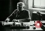 Immagine di Imbarco ufficio centrale Hoboken New Jersey USA, 1918, secondo 51 filmato di repertorio 65675024106