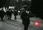 Standbild patriotischen Ford Rallye Dearborn Michigan  USA, 1917, aus Sekunde 19 historischem Filmmaterial Videoclip 65675024111