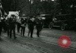 Standbild patriotischen Ford Rallye Dearborn Michigan  USA, 1917, aus Sekunde 20 historischem Filmmaterial Videoclip 65675024111