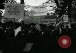 Standbild patriotischen Ford Rallye Dearborn Michigan  USA, 1917, aus Sekunde 42 historischem Filmmaterial Videoclip 65675024111