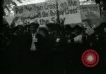 Standbild patriotischen Ford Rallye Dearborn Michigan  USA, 1917, aus Sekunde 51 historischem Filmmaterial Videoclip 65675024111