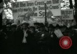 Standbild patriotischen Ford Rallye Dearborn Michigan  USA, 1917, aus Sekunde 54 historischem Filmmaterial Videoclip 65675024111