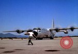 Image de troupes Da Nang au Vietnam, 1965, de la seconde 20 séquences d'archives historiques vidéo 65675024119