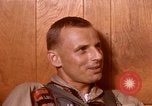 Image US Marine Pilots conversant en Vietnam Da Nang au Vietnam, 1967, de la seconde 49 séquences d'archives historiques vidéo 65675024122