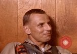 Image US Marine Pilots conversant en Vietnam Da Nang au Vietnam, 1967, de la seconde 51 séquences d'archives historiques vidéo 65675024122