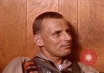 Image US Marine Pilots conversant en Vietnam Da Nang au Vietnam, 1967, de la seconde 54 séquences d'archives historiques vidéo 65675024122