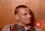 Image US Marine Pilots conversant en Vietnam Da Nang au Vietnam, 1967, de la seconde 55 séquences d'archives historiques vidéo 65675024122