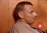 Image US Marine Pilots conversant en Vietnam Da Nang au Vietnam, 1967, de la seconde 57 séquences d'archives historiques vidéo 65675024122