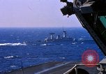 Standbild USS John F Kennedy Mittelmeer, 1969, aus Sekunde 18 historischem Filmmaterial Videoclip 65675024127