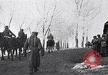 Standbild russischen Infanterie Russland, 1917, aus Sekunde 29 historischem Filmmaterial Videoclip 65675024163