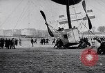 Image Amphibian dirigeable Saint Malo en France, 1912, de la seconde 6 séquences d'archives historiques vidéo 65675024167