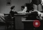Immagine di Assistenza sanitaria Germania, 1954, secondo 6 filmato di repertorio 65675024179