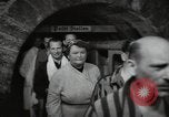 Immagine di Assistenza sanitaria Germania, 1954, secondo 26 filmato di repertorio 65675024179