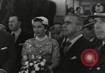 Immagine di Dignitario arriva in aeroporto America Latina, 1954, secondo 13 filmato di repertorio 65675024180