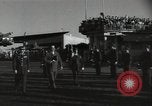 Immagine di Dignitario arriva in aeroporto America Latina, 1954, secondo 27 filmato di repertorio 65675024180