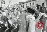 Standbild Feier Guatemala, 1954, aus Sekunde 15 historischem Filmmaterial Videoclip 65675024182